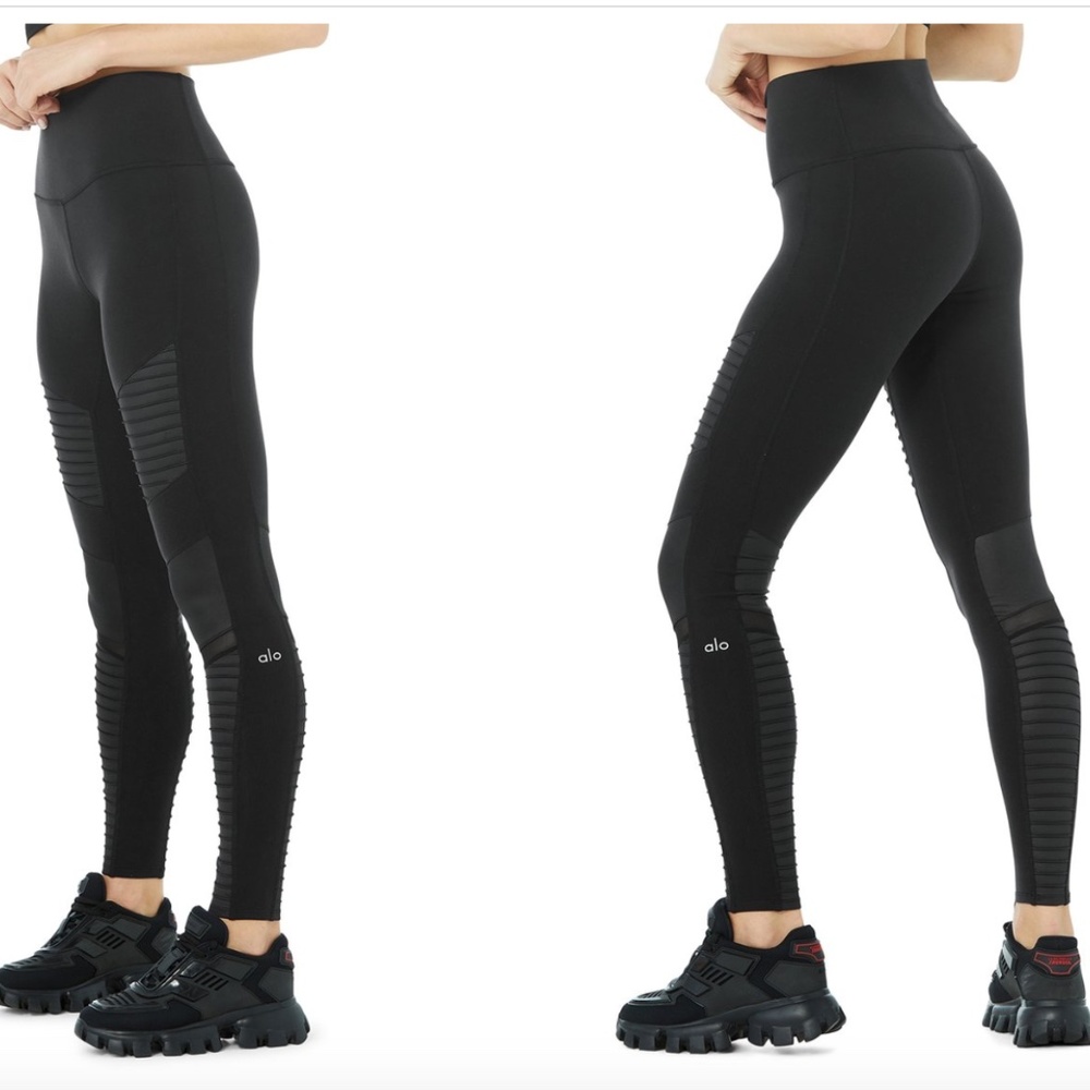 Alo Moto Leggings-Black, Size Medium